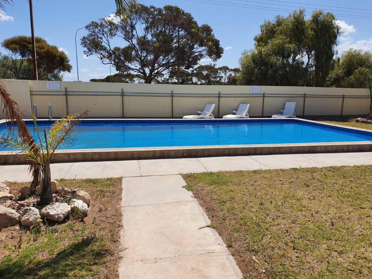 East West Motel Ceduna Eksteriør billede